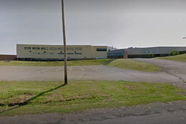 Trường Trung Học Dalhousie Regional High School – Dalhousie, New Brunswick, Canada